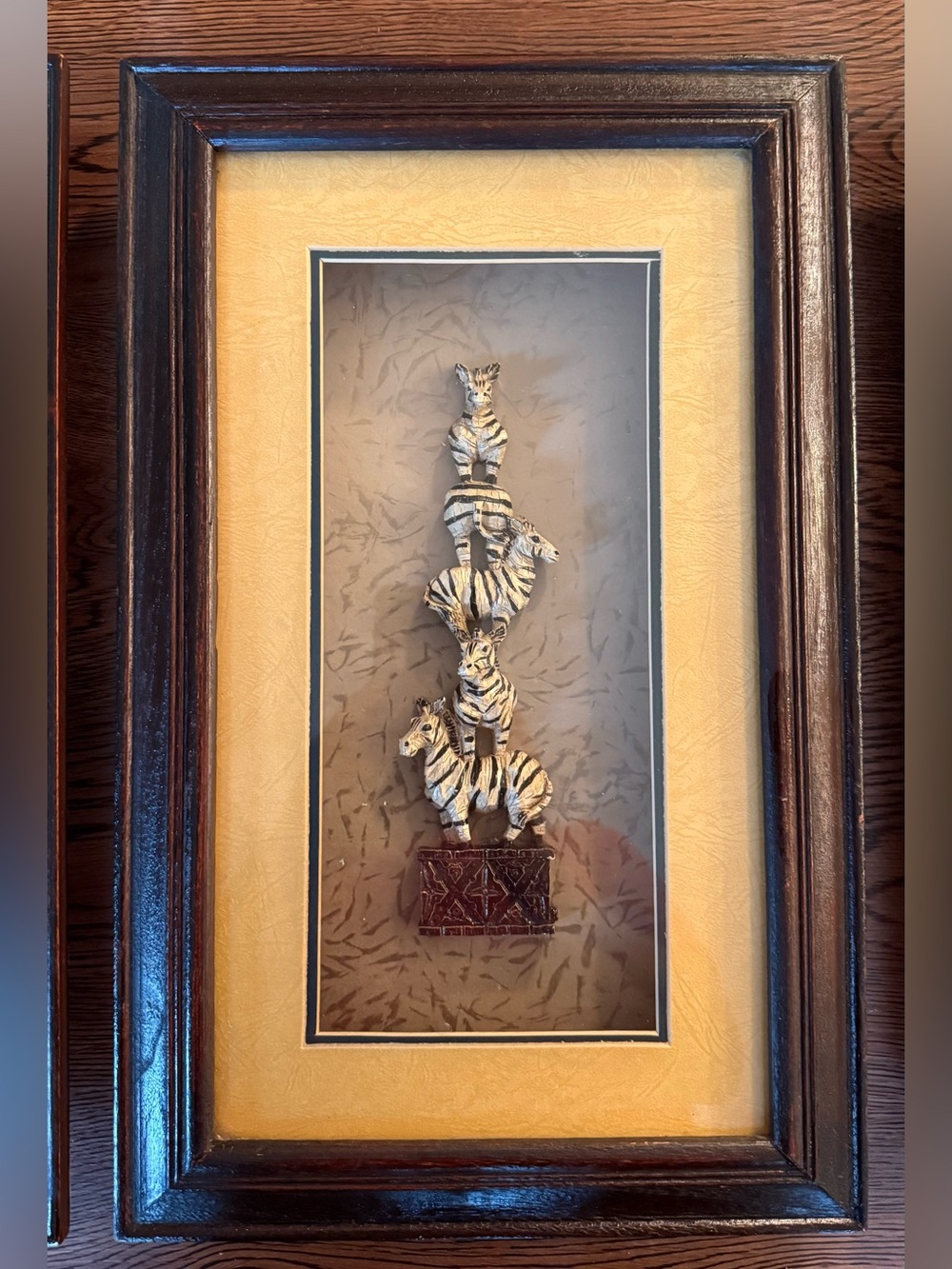 Vintage African Safari Shadow Box-(Giraffes, Zebras, Elephants) - Picture 8 of 12
